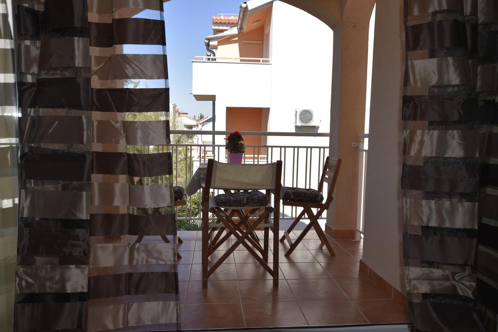 Apartman Sena Vodice Zewnętrze zdjęcie