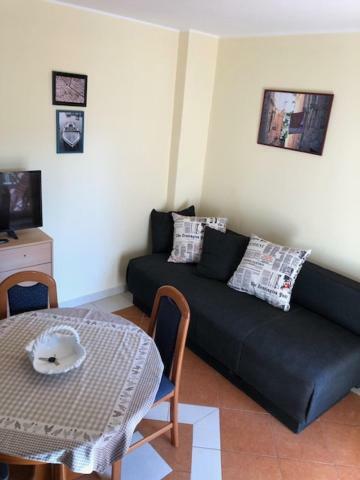 Apartman Sena Vodice Zewnętrze zdjęcie